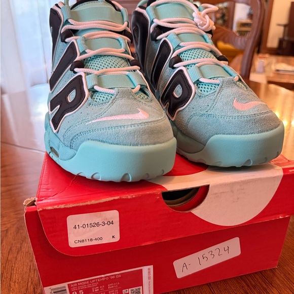 Nike Air More Uptempo ‘96 QS Island Aqua/White - Picture 1 of 11